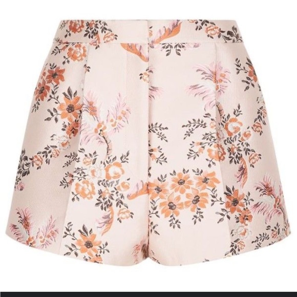 Endless Rose Floral Brocade Shorts 💕 - Picture 2 of 8